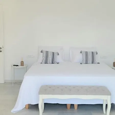 Villa Celine Aliki (Paros)