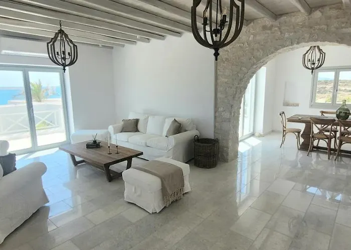 Celine * Aliki (Paros)