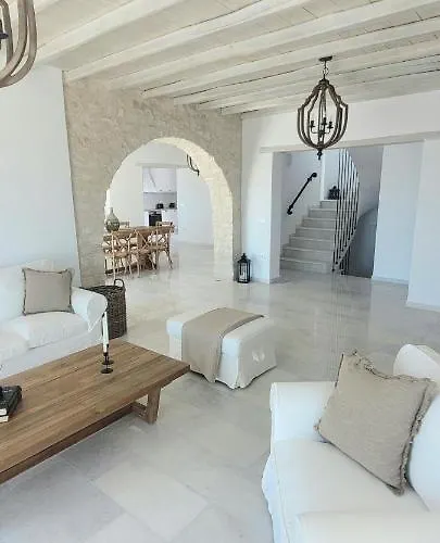 Villa Celine Aliki (Paros)