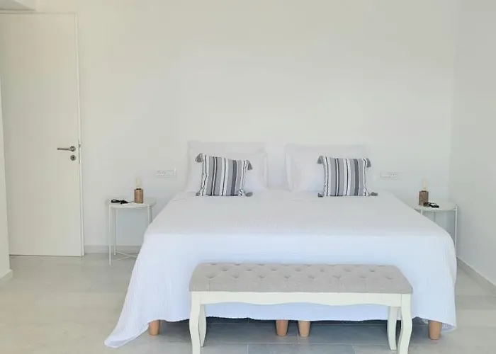 Villa Celine Aliki (Paros)
